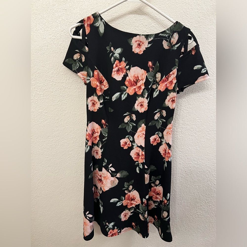 ALYX Petite Short Sleeve Dress (Size 6P)